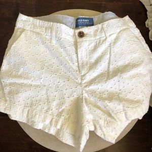Everyday White Shorts